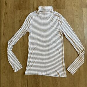 GAP Tan & White Striped Cozy Turtleneck Sweater Top Women’s Size Small